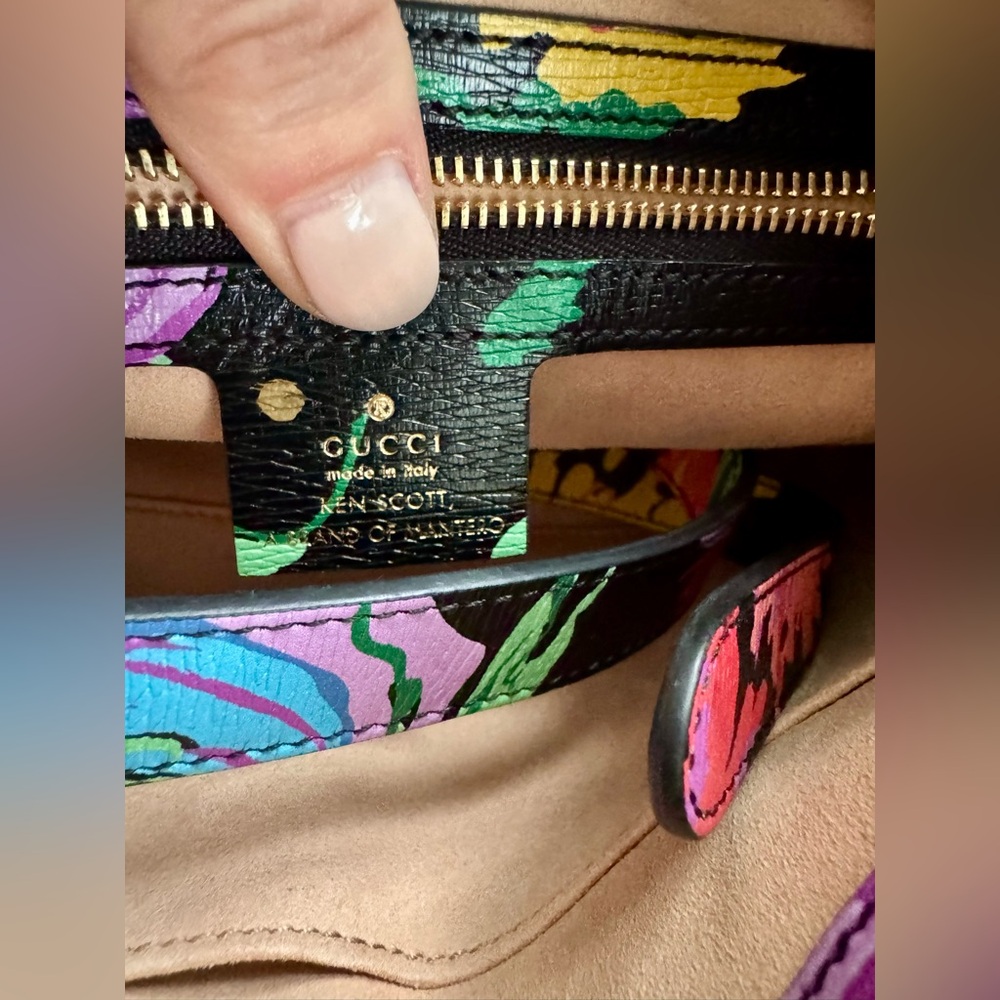 Gucci Bag - Picture 11 of 12